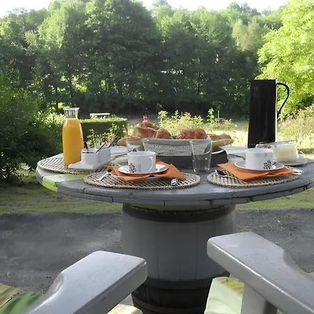 فندق مبيت وإفطار Karibu Normandy 3*
